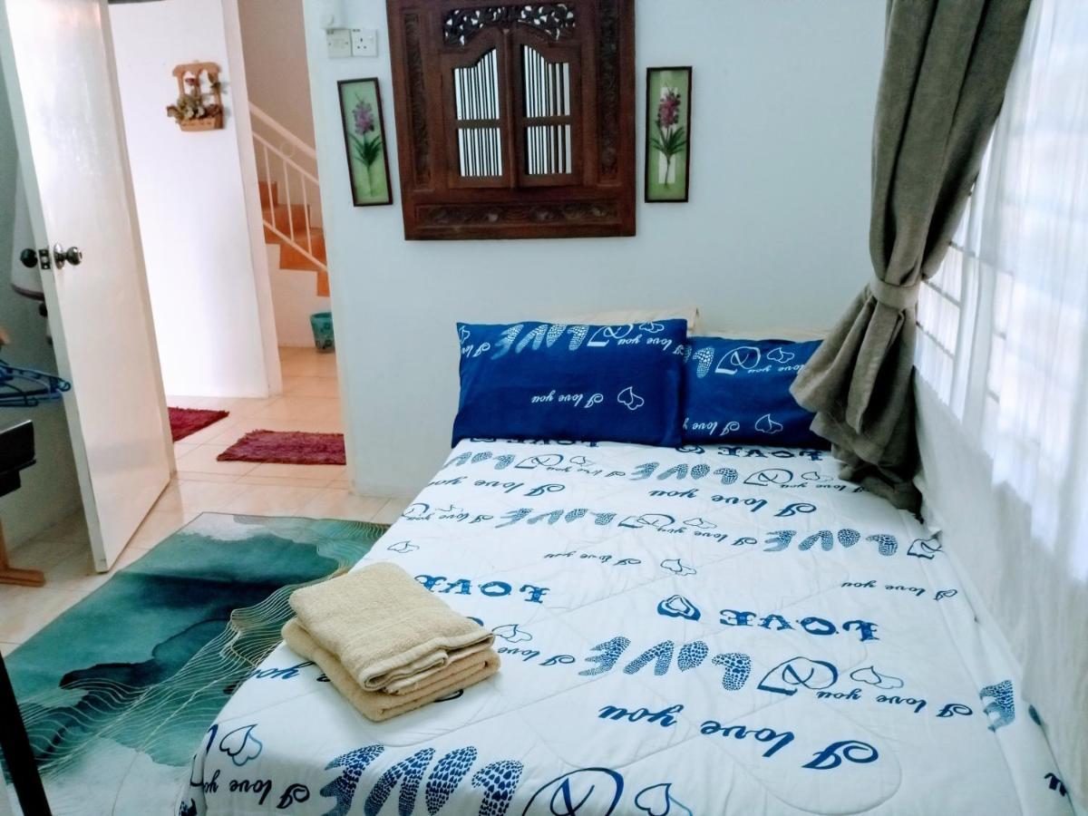 Galleria Homestay Islamic Άλορ Σταρ Εξωτερικό φωτογραφία